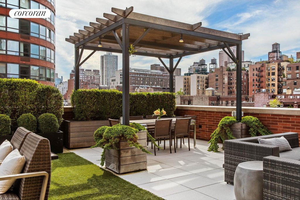 200 East 95th Street, Unit 8A photo 4
