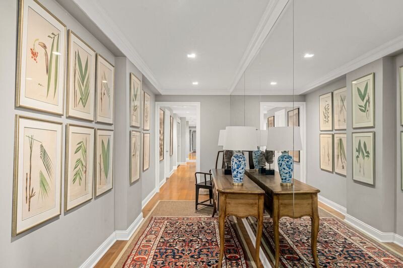 15 East 69th Street, Unit 16A photo 2