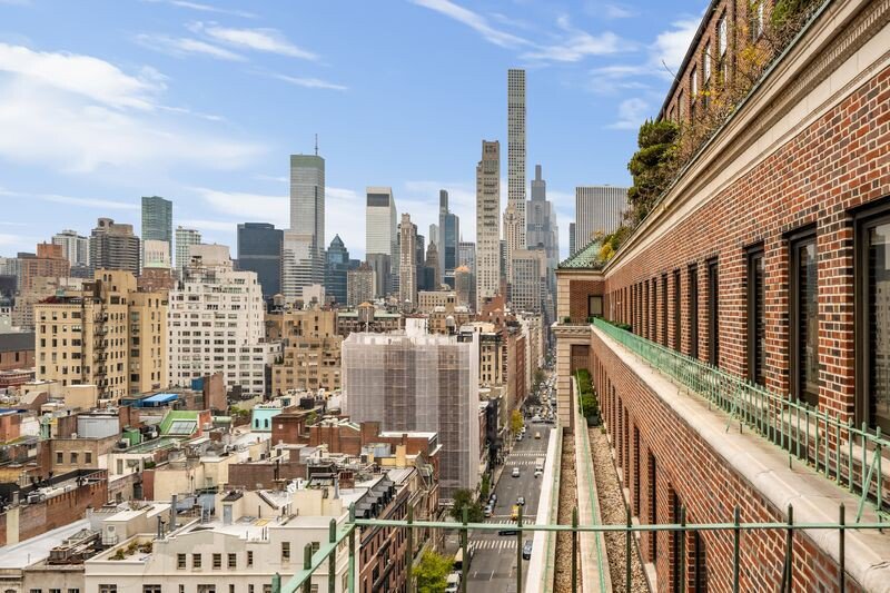 15 East 69th Street, Unit 16A photo 6