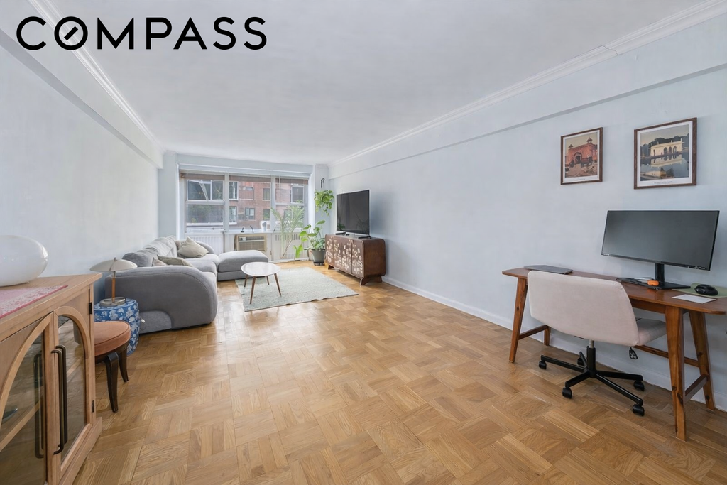 25 Sutton Place South, Unit 9R
