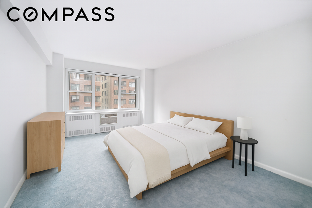 25 Sutton Place South, Unit 9R photo 4