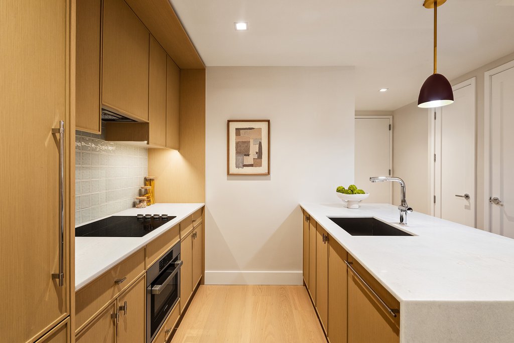 24-01 Queens Plaza North, Unit 1001 photo 2