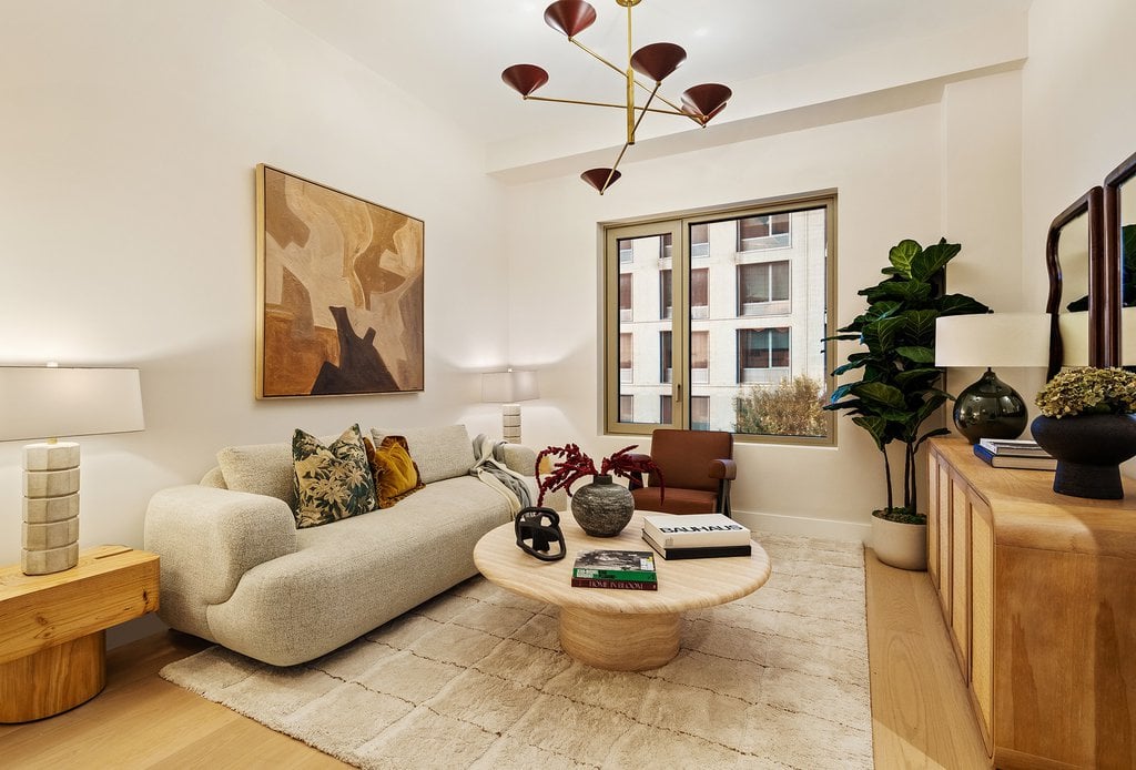 24-01 Queens Plaza North, Unit 1001 photo 3