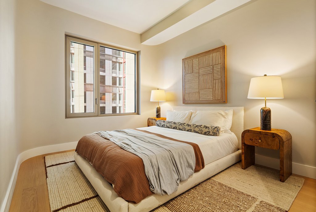 24-01 Queens Plaza North, Unit 1001 photo 5
