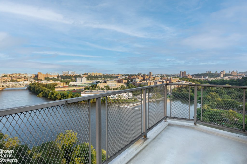 2400 Johnson Avenue, Unit 11K photo 10