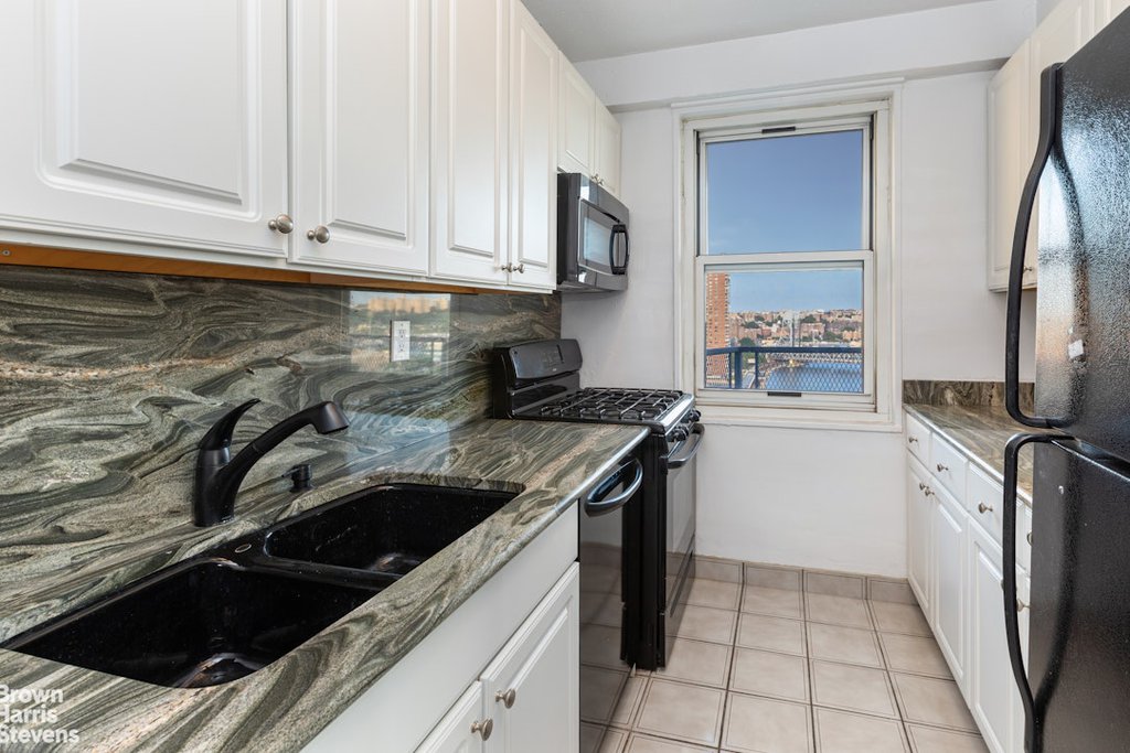 2400 Johnson Avenue, Unit 11K photo 12