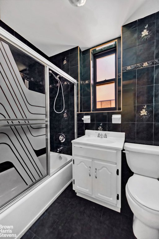 828 Gerard Avenue, Unit 2E photo 8