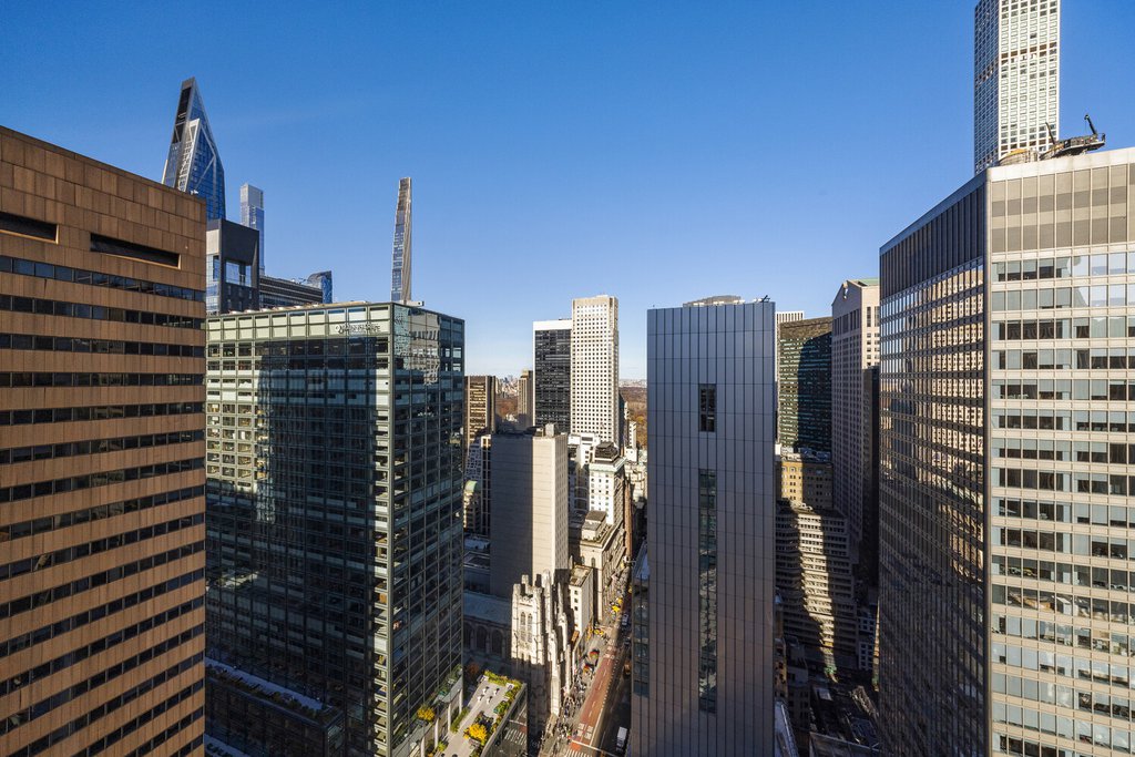 641 Fifth Avenue, Unit 34B photo 4