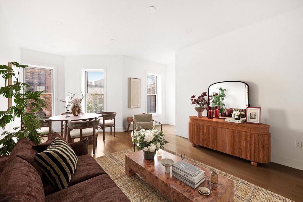 1230 Putnam Avenue, Unit 3 photo 2