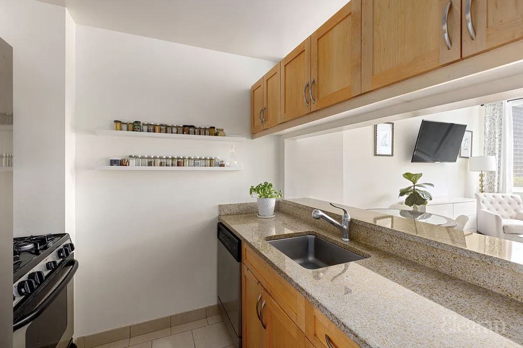 250 East 30th Street, Unit 6D photo 3