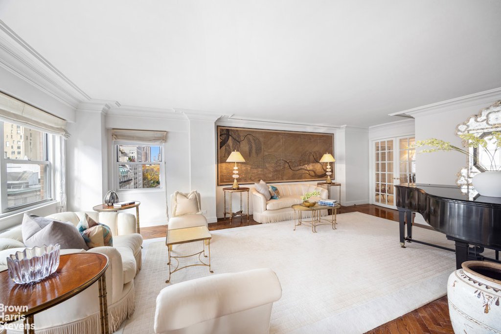27 East 65th Street, Unit 9DE photo 2