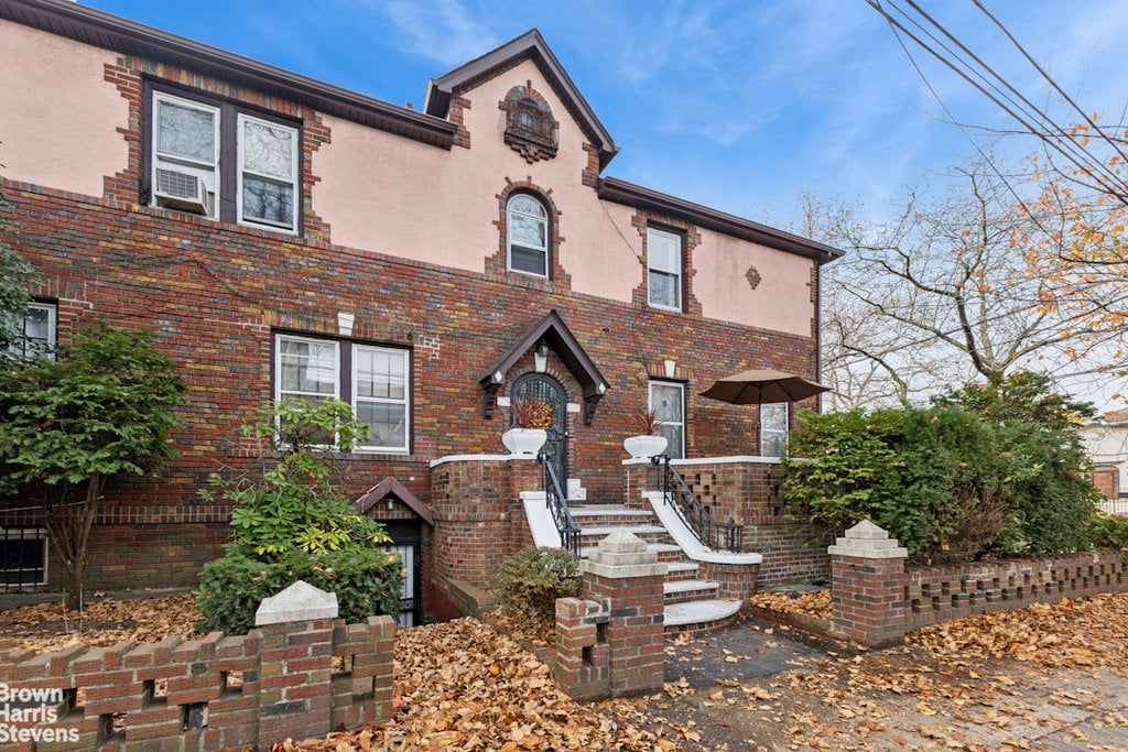 1702 East 28th Street – For Sale photo 4
