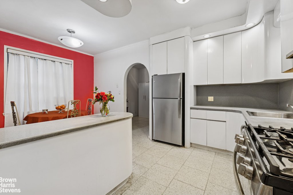 1702 East 28th Street – For Sale photo 8