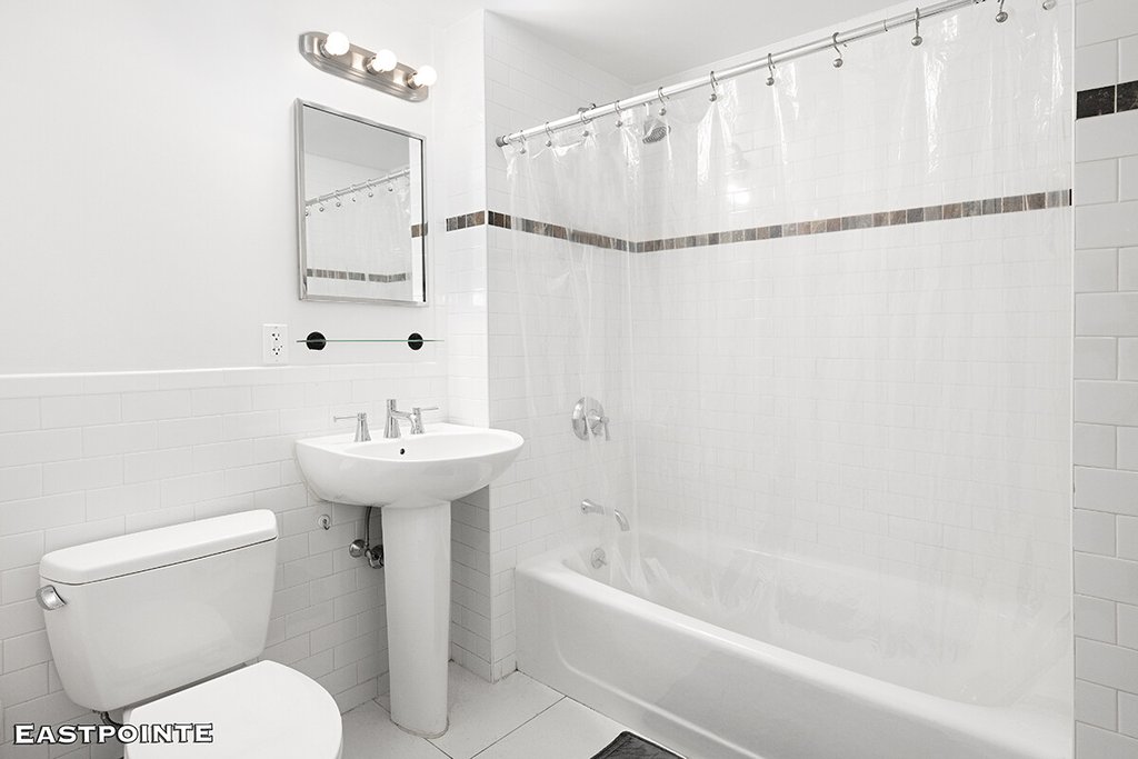 189 Avenue C, Unit 10D photo 4