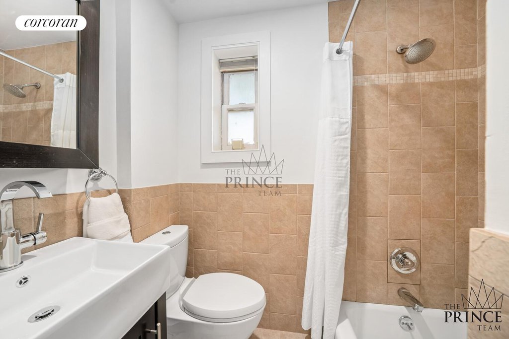 77 Perry Street, Unit 5D photo 4