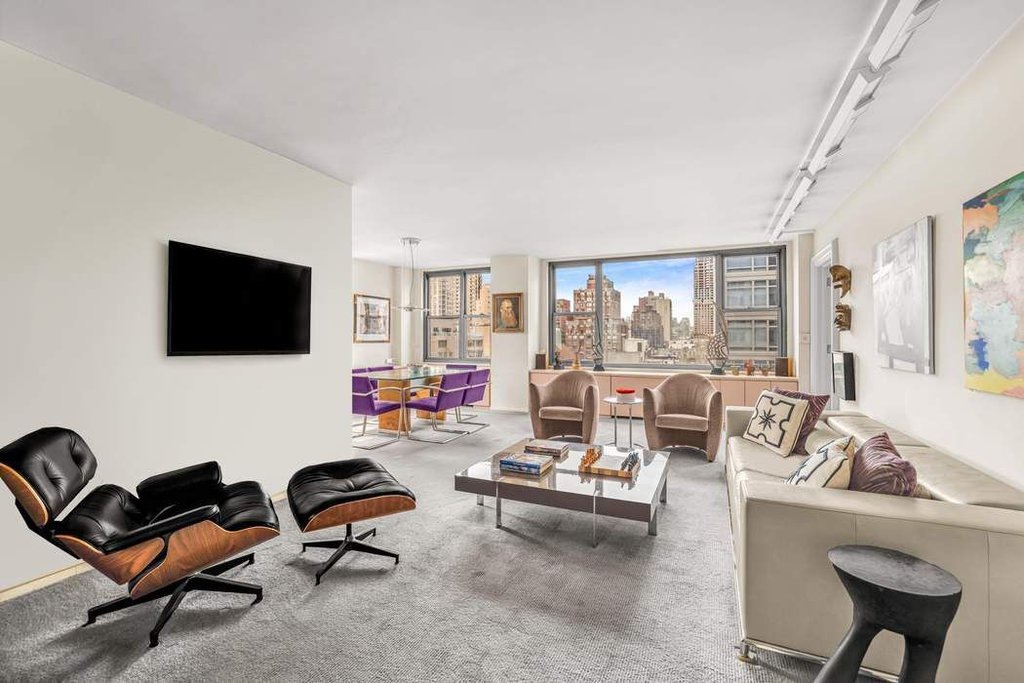 500 East 83rd Street, Unit 11B