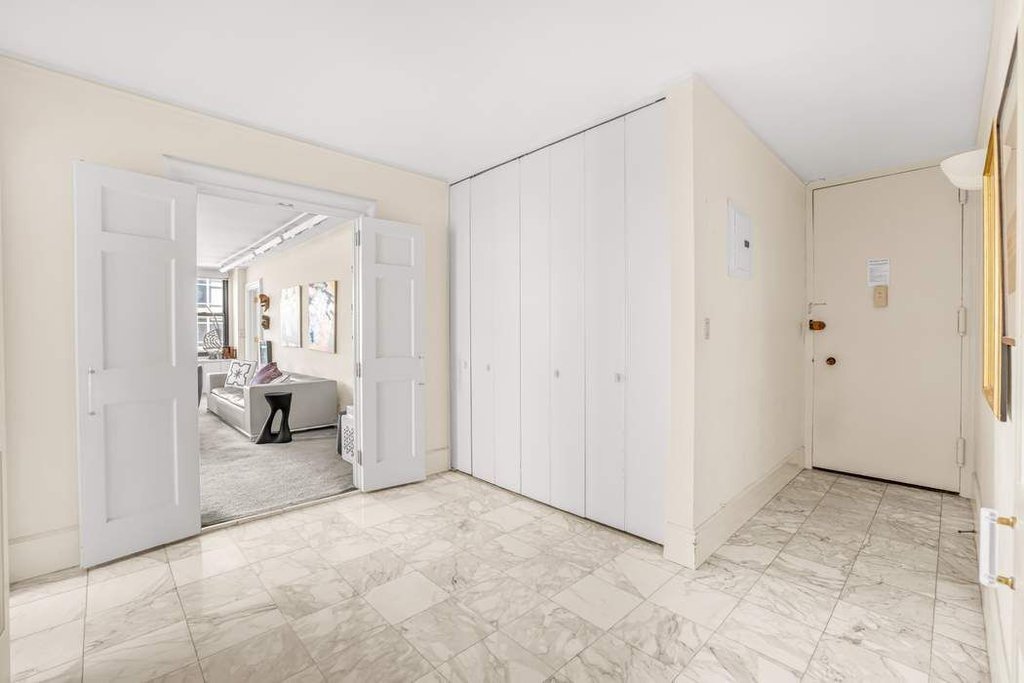 500 East 83rd Street, Unit 11B photo 2