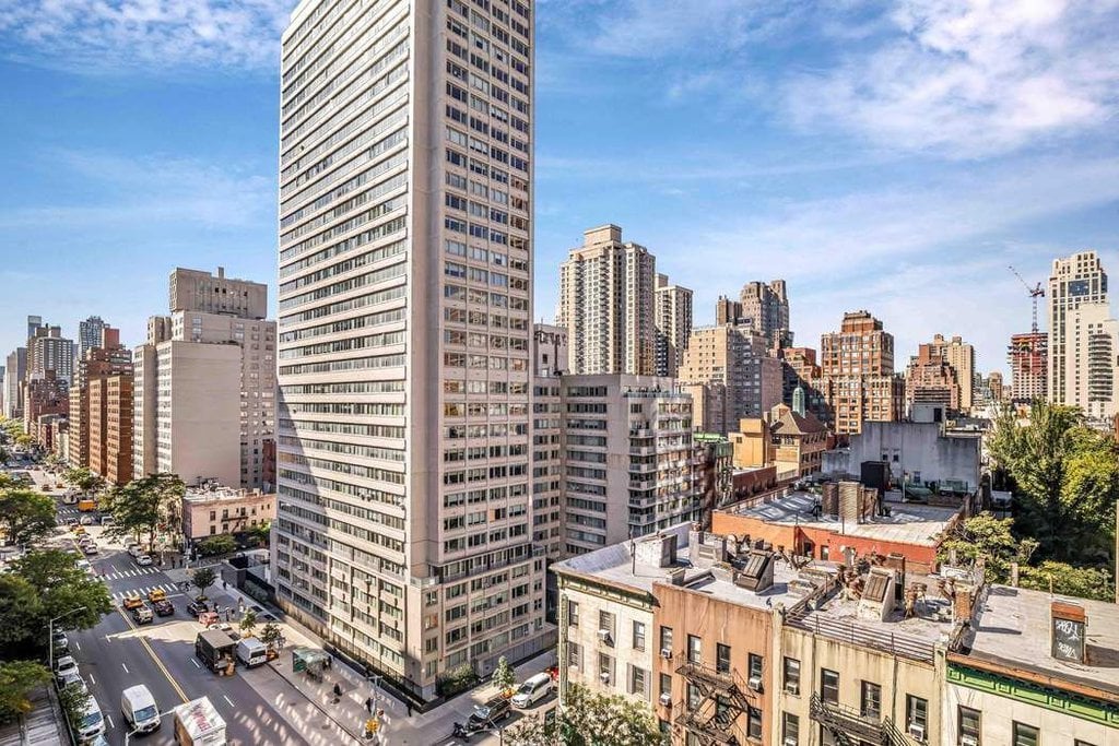 500 East 83rd Street, Unit 11B photo 9