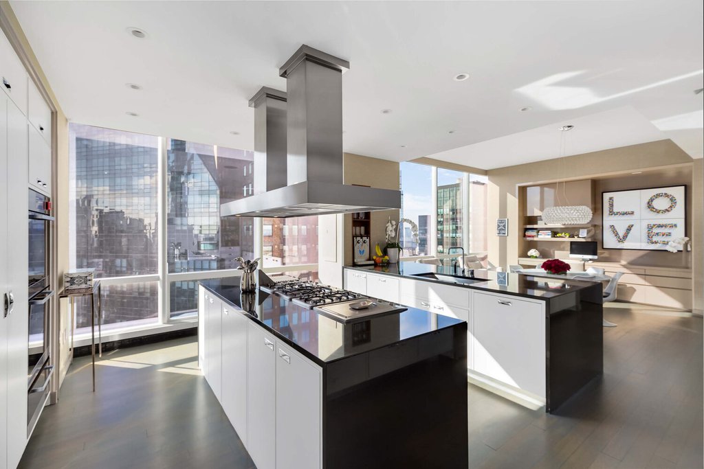 157 West 57th Street, Unit 53B photo 12