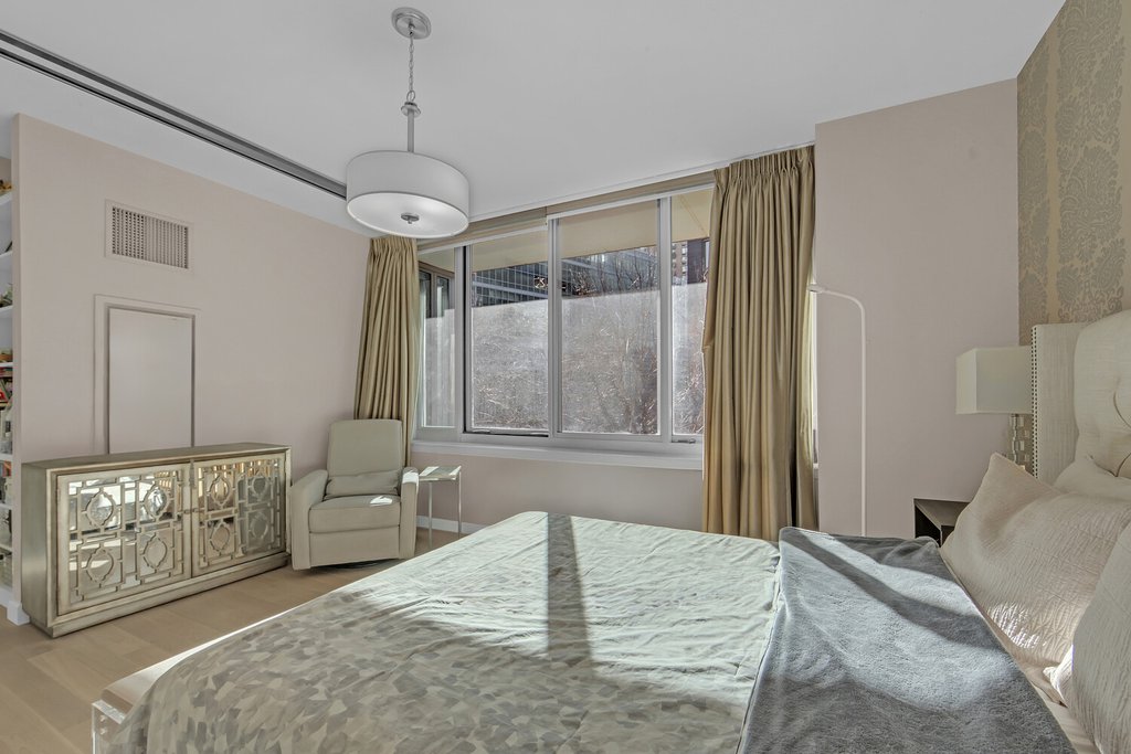 46-30 Center Boulevard, Unit 211 photo 7
