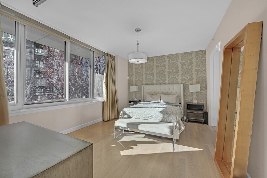 46-30 Center Boulevard, Unit 211 photo 8