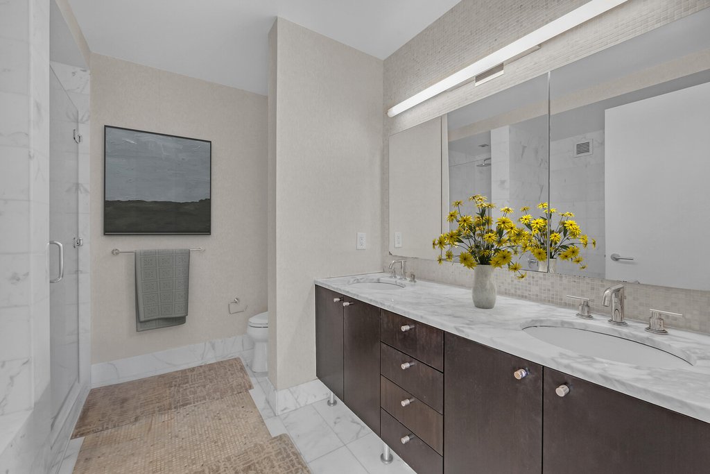 46-30 Center Boulevard, Unit 211 photo 9
