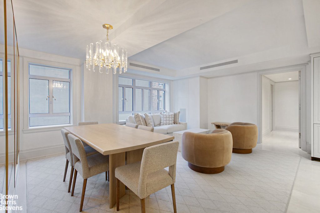 21 East 61st Street, Unit 5F photo 3