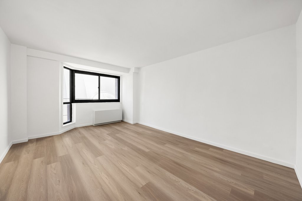1725 York Avenue, Unit 4G photo 7