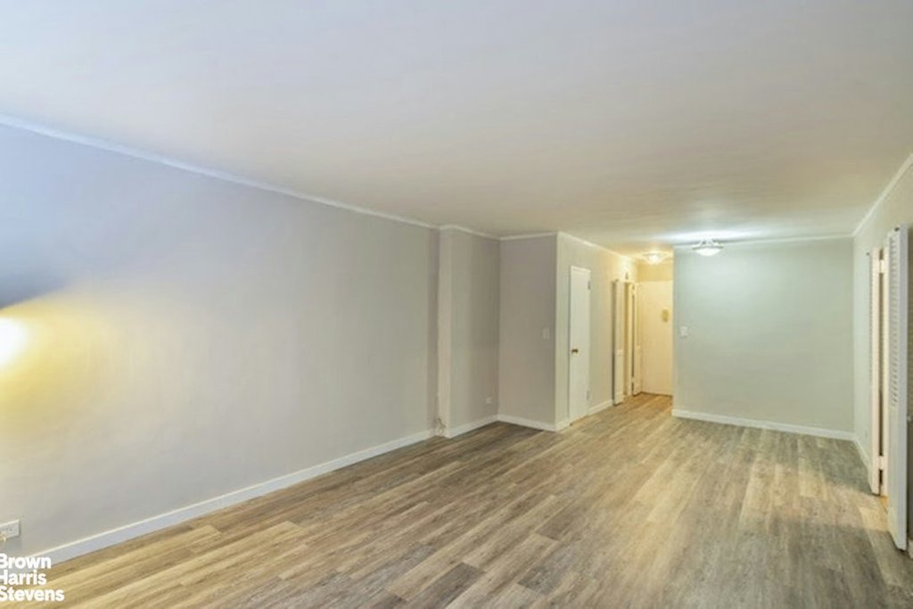 330 East 49th Street, Unit 3L photo 2
