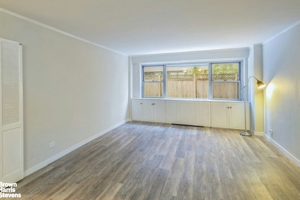 330 East 49th Street, Unit 3L photo 4