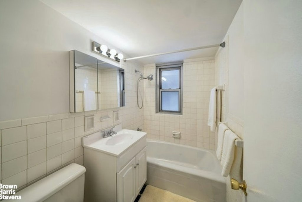 330 East 49th Street, Unit 3L photo 6