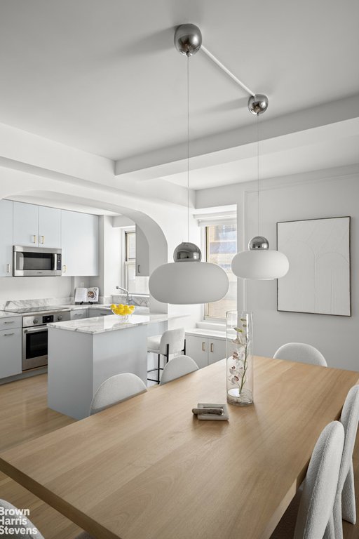 434 East 52nd Street, Unit 10E photo 12