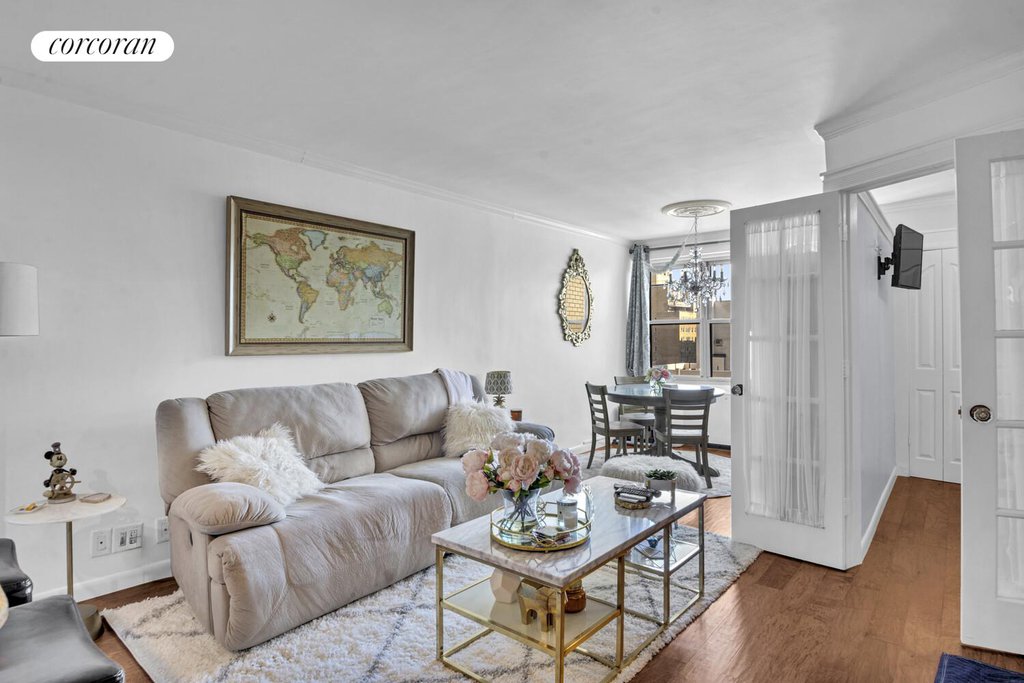 205 Third Avenue, Unit 15A photo 3