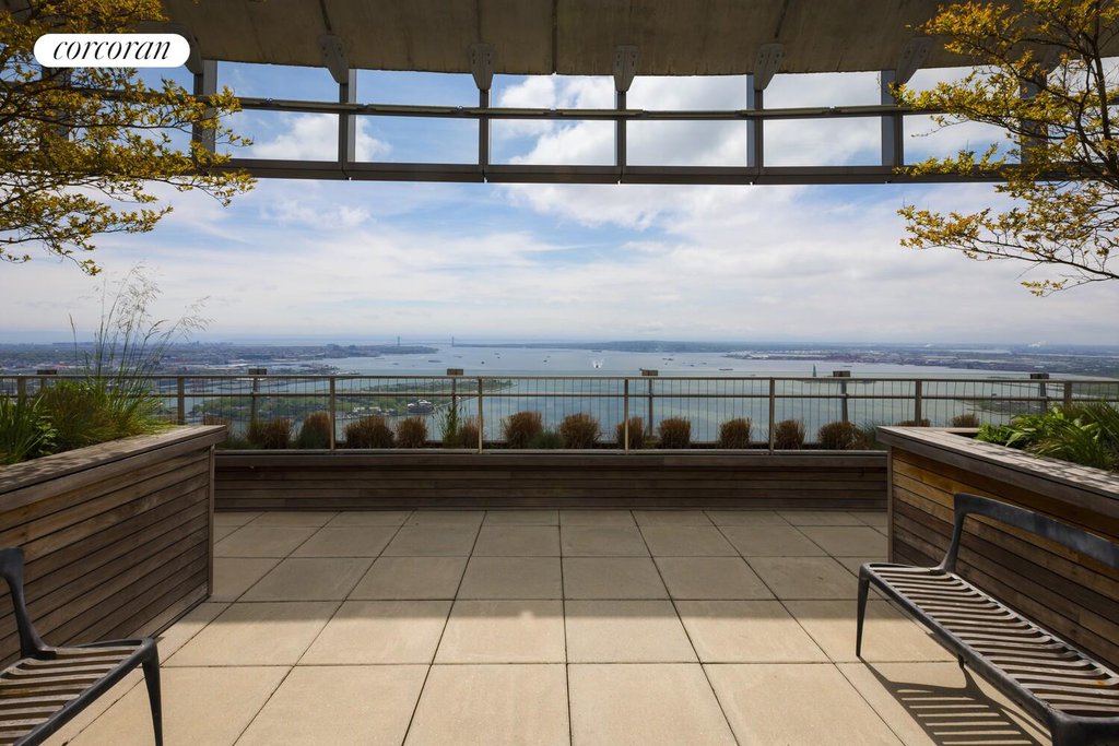 50 West Street, Unit 18A photo 10
