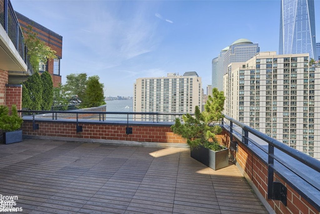 377 Rector Place, Unit PHB photo 5
