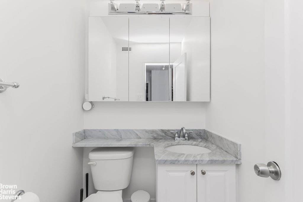 2500 Johnson avenue, Unit 15G photo 10