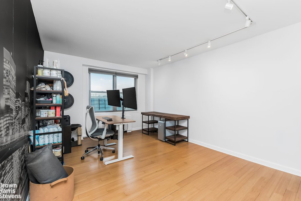 2500 Johnson avenue, Unit 15G photo 13