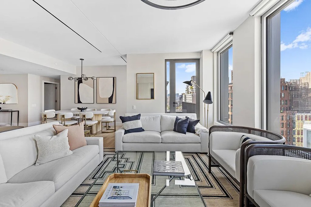 540 Sixth Avenue, Unit 11A