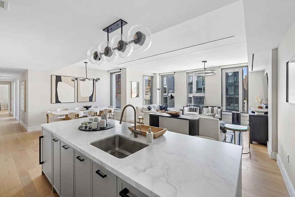 540 Sixth Avenue, Unit 11A photo 3