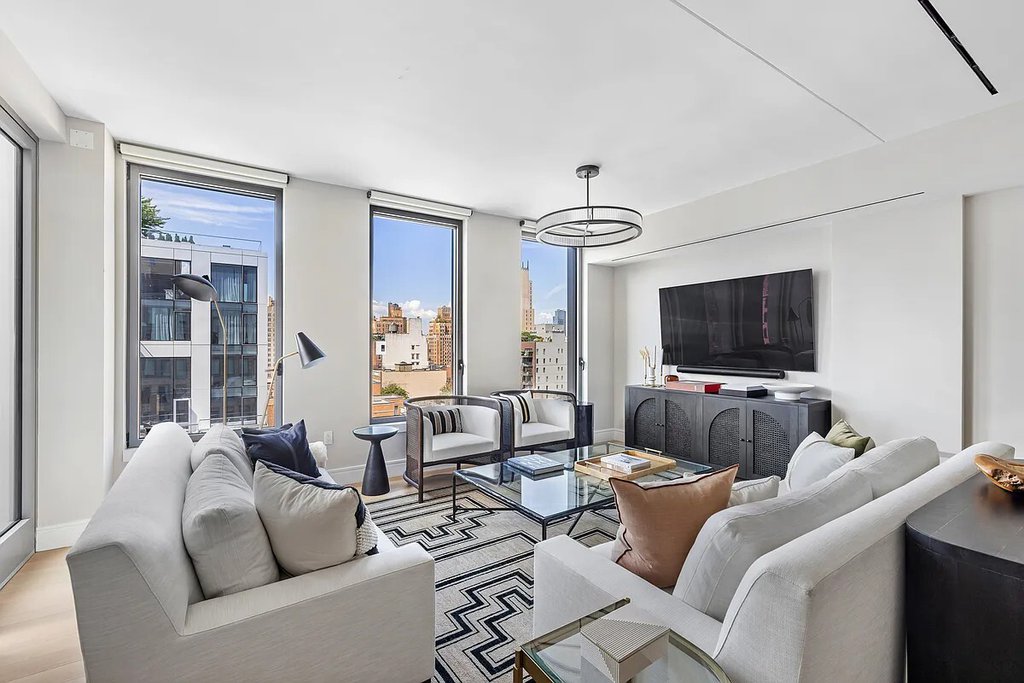 540 Sixth Avenue, Unit 11A photo 5