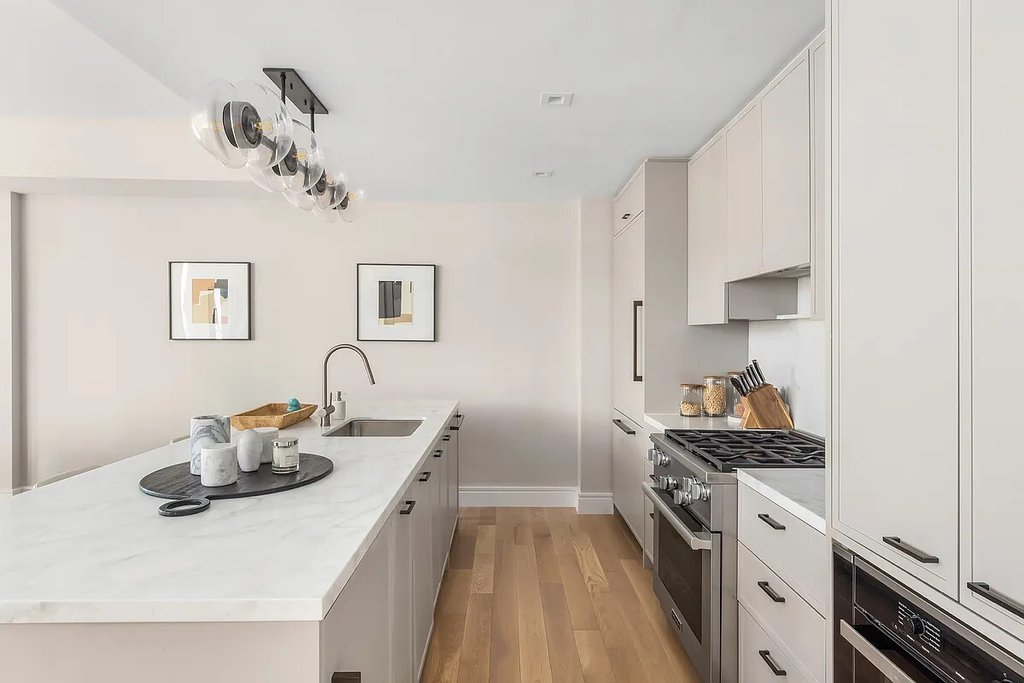 540 Sixth Avenue, Unit 11A photo 9