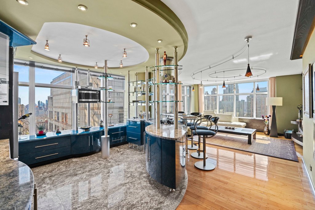 160 West 66th Street, Unit 34G