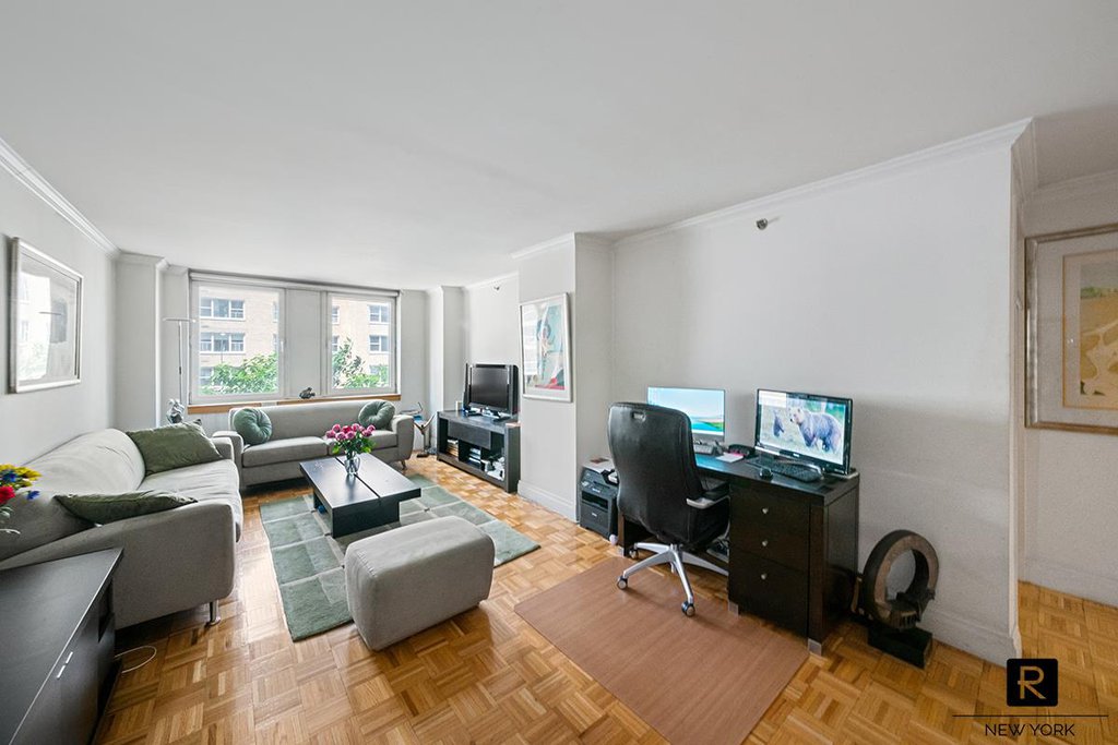 404 East 76th Street, Unit 3C