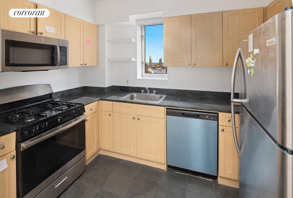 308 East 38th Street, Unit 21/22C photo 3