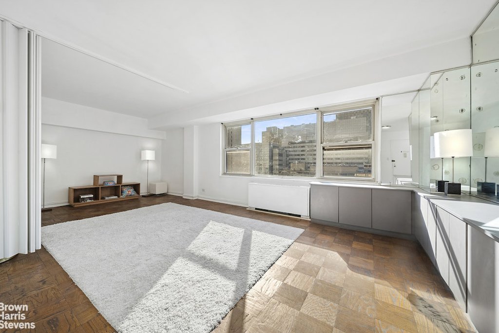 420 East 72nd Street, Unit 20C photo 2