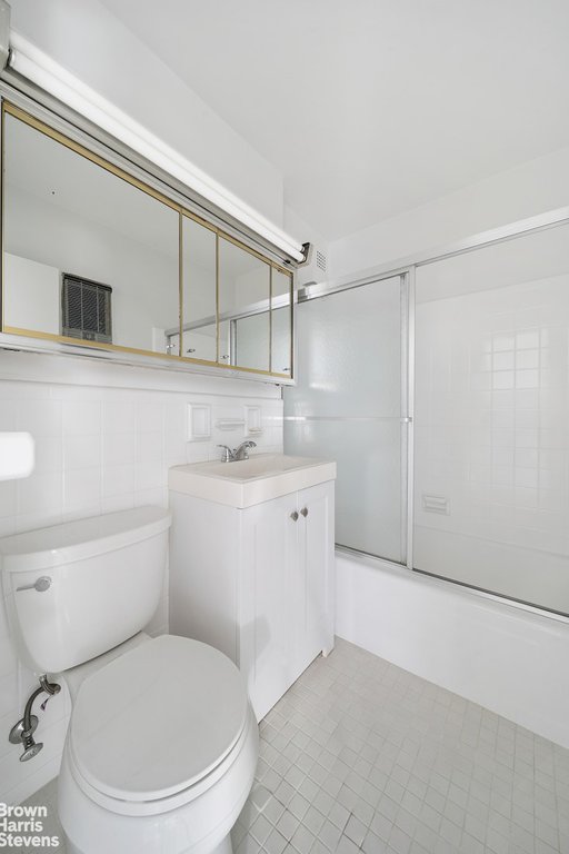 420 East 72nd Street, Unit 20C photo 6