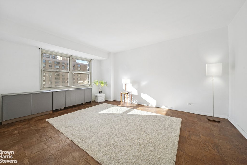 420 East 72nd Street, Unit 20C photo 8