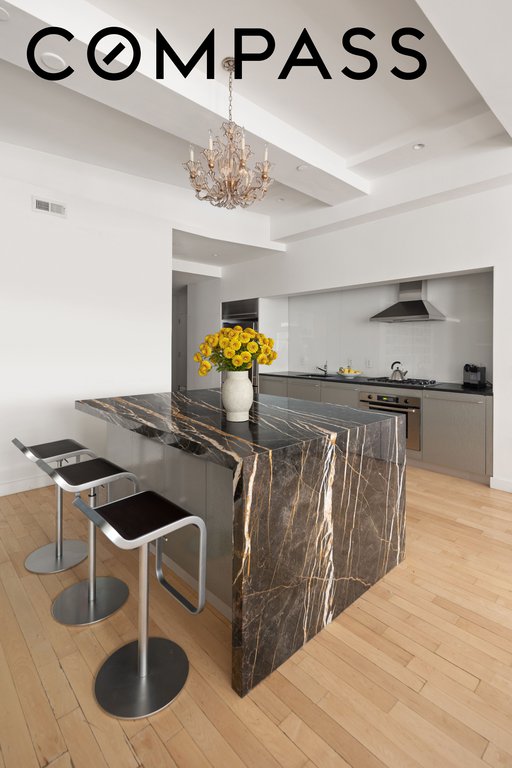 15 Broad Street, Unit 1006 photo 7