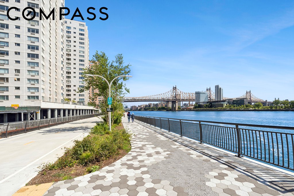 321 East 54th Street, Unit 6A photo 12