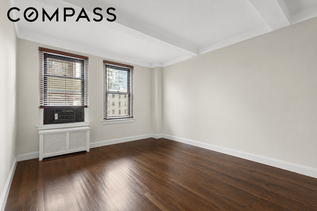 321 East 54th Street, Unit 6A photo 6